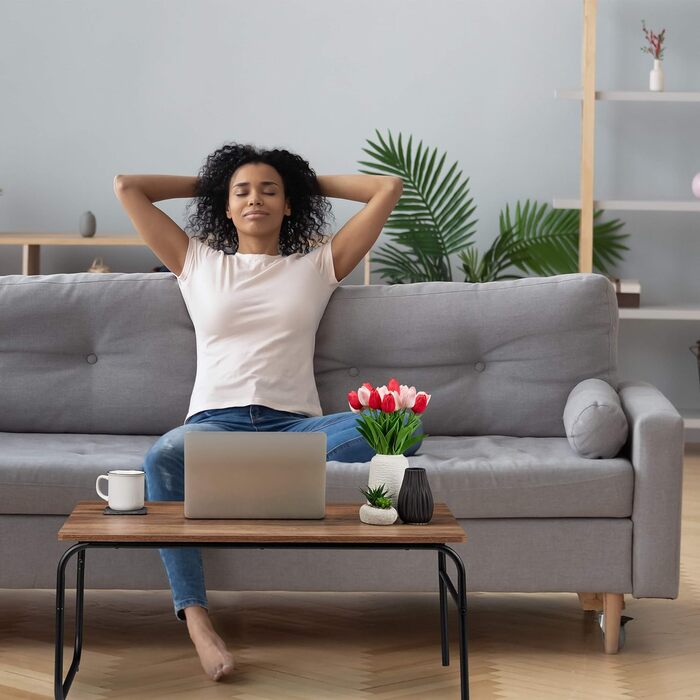 Relaxdays Couchtisch, Industrial Design, rechteckig, niedrig, Materialmix, Holzoptik, Wohnzimmertisch, braun/schwarz