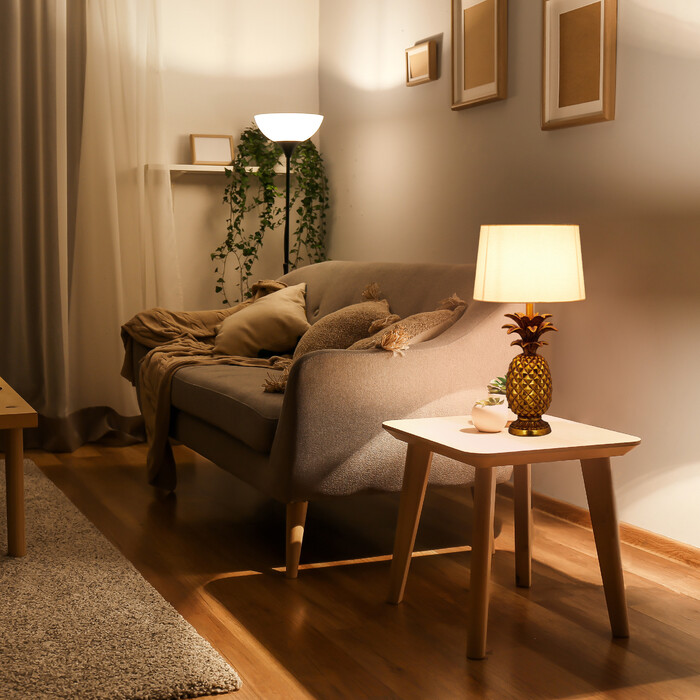 Relaxdays Tischlampe Ananas gold