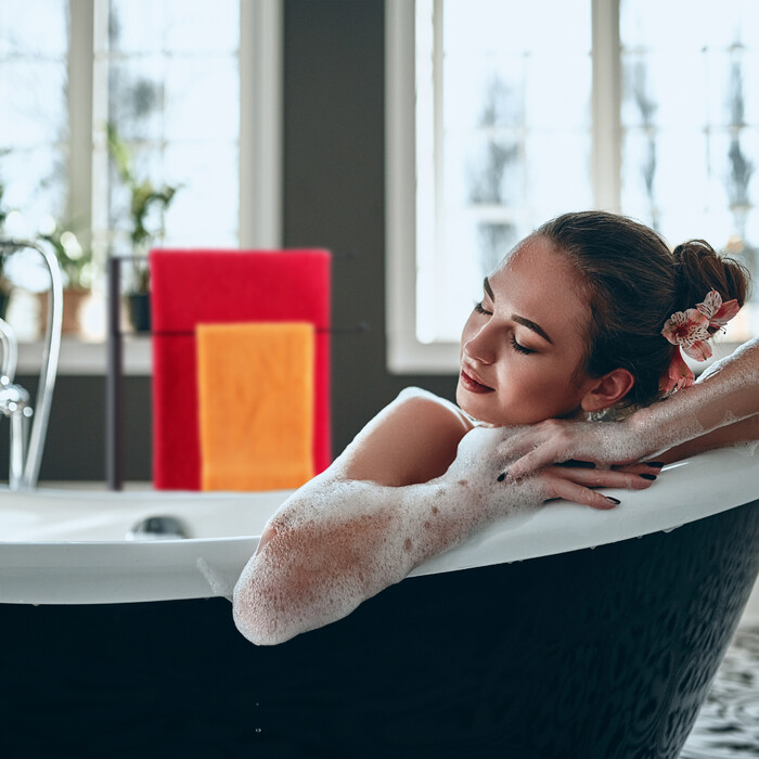 Relaxdays Freistehender Handtuchständer 2 Stangen