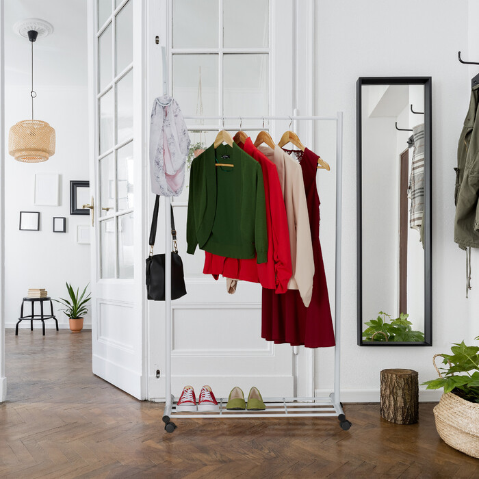 Relaxdays Weiße Garderobe mit Rollen