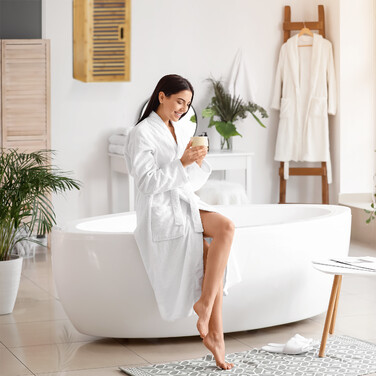 Relaxdays Badezimmer Hängeschrank Bambus 2 Ablagen